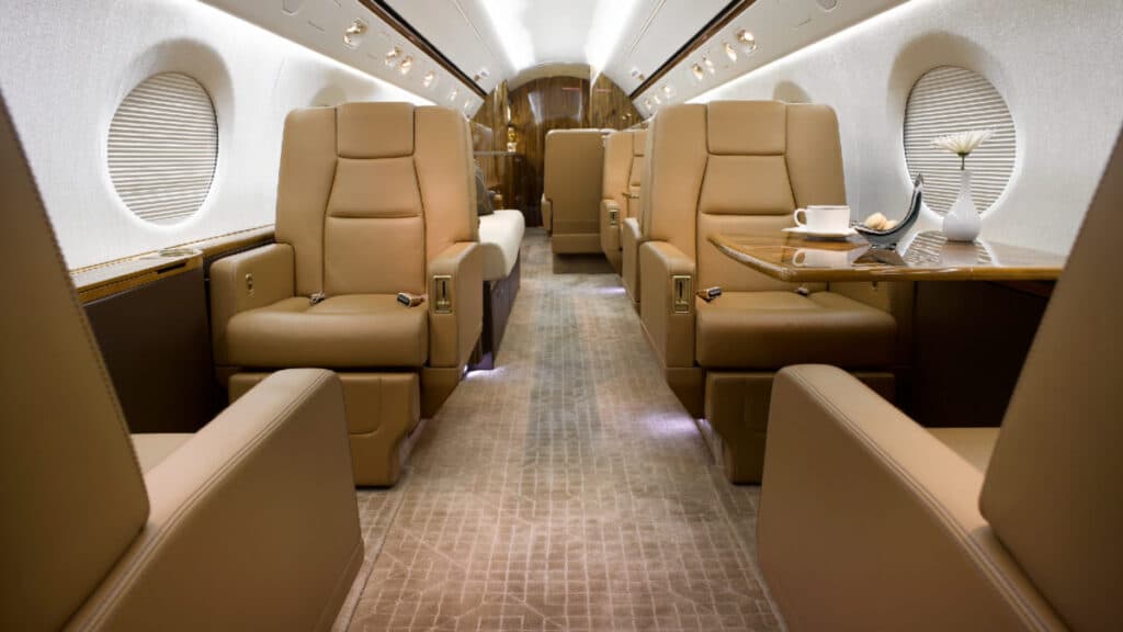 Gulfstream-G350-2 Gulfstream G350 2