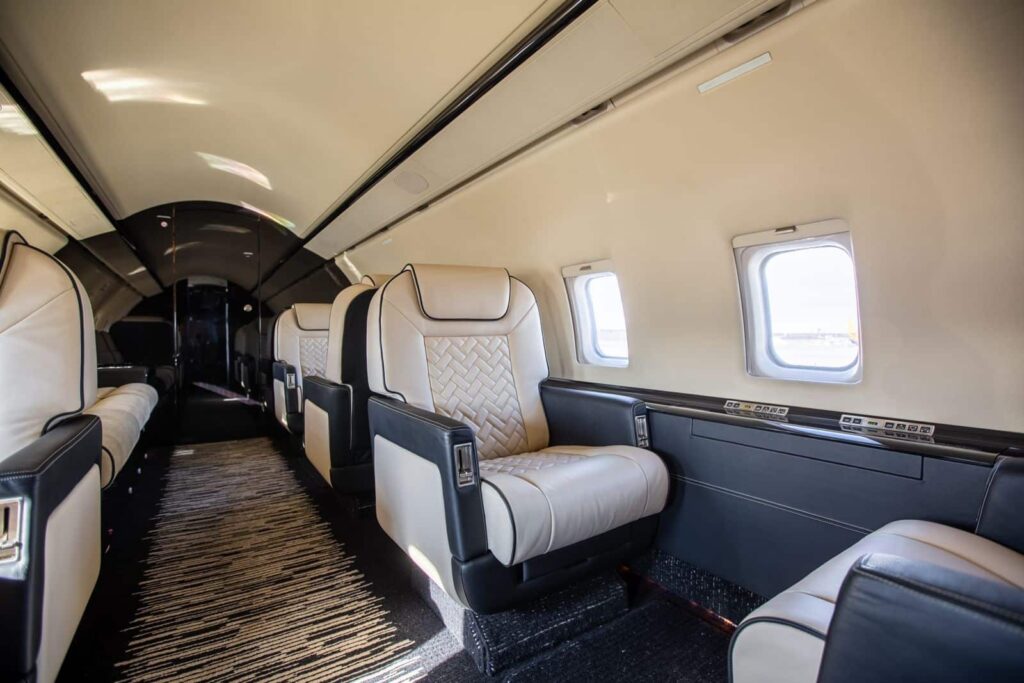 2003-Bombardier-Challenger-604-YL-TIM-file-image-13